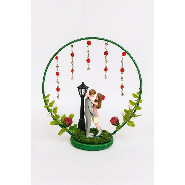 Couple Romantique sous Réverbère – Décoration Artisanale Unique