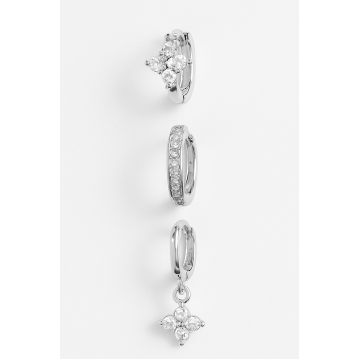 Trio de boucles d’oreilles  – Fleur, créole pavée et pendentif étoile